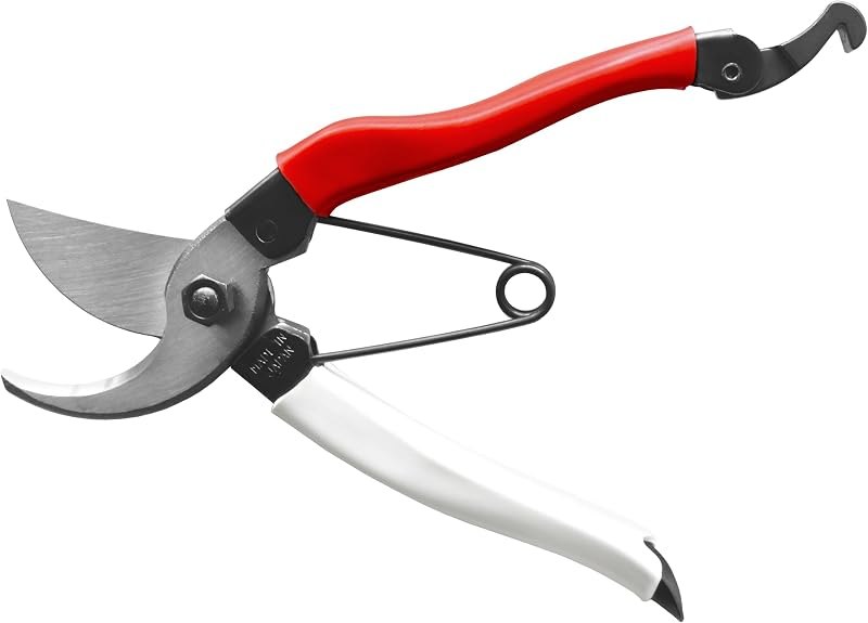 Okatsune 103 Bypass Pruners General Purpose Medium (One Pack)