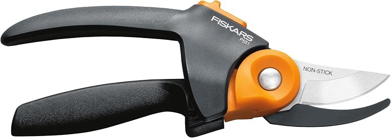 Fiskars PowerGear2 Bypass Pruning Shears, 3/4" Cut Capacity Garden Clippers — Hoses, pruners, and beds that surviv for