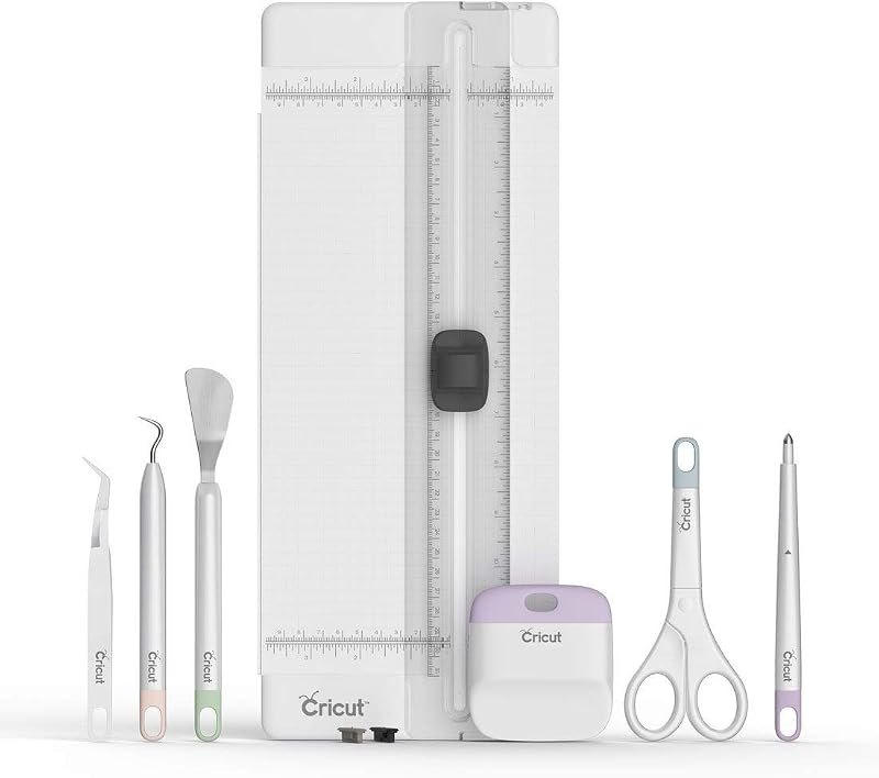 Cricut Essential Tool Set - 7-Piece Precision Tool Kit for Crafting and DIYs, Perfect for Vinyl, Paper & Iron-on