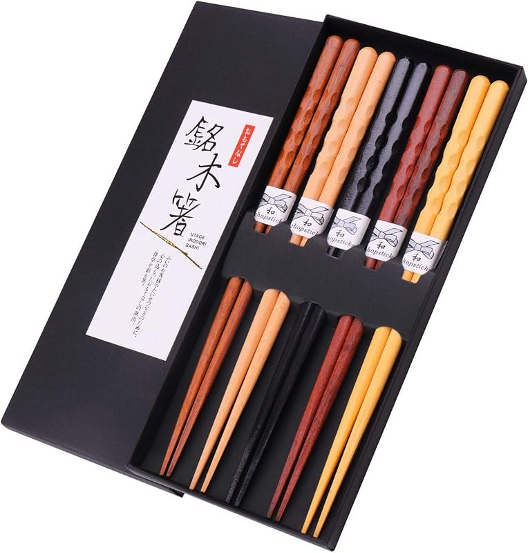 GLAMFIELDS Reusable Chopsticks Japanese Natural Wooden 5 Pairs Classic Style Lightweight Hand-Carved Safe Chop Sticks