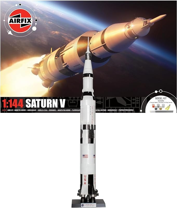 Airfix A50201 Saturn V Gift Set - Plastic Model Kits, Spacecraft Building Kits for Adults & Kids 8+, Includes: 1:144