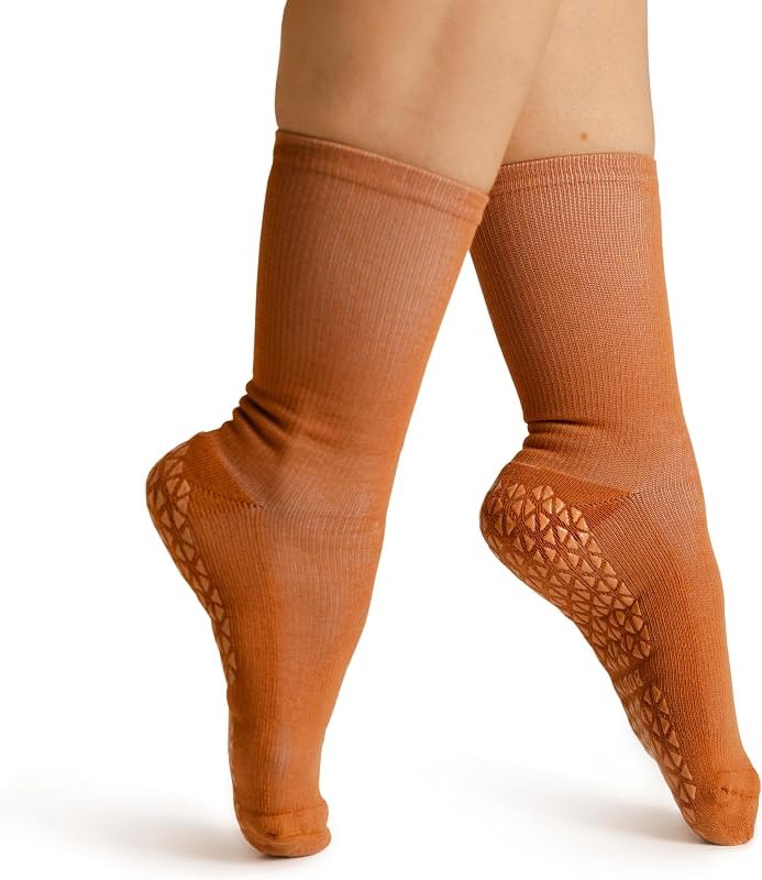 Pilates Crew Grip Socks - Non-Slip Yoga, Barre Socks with Arch Support — Yoga Recovery Boot Sock for yoga recovery